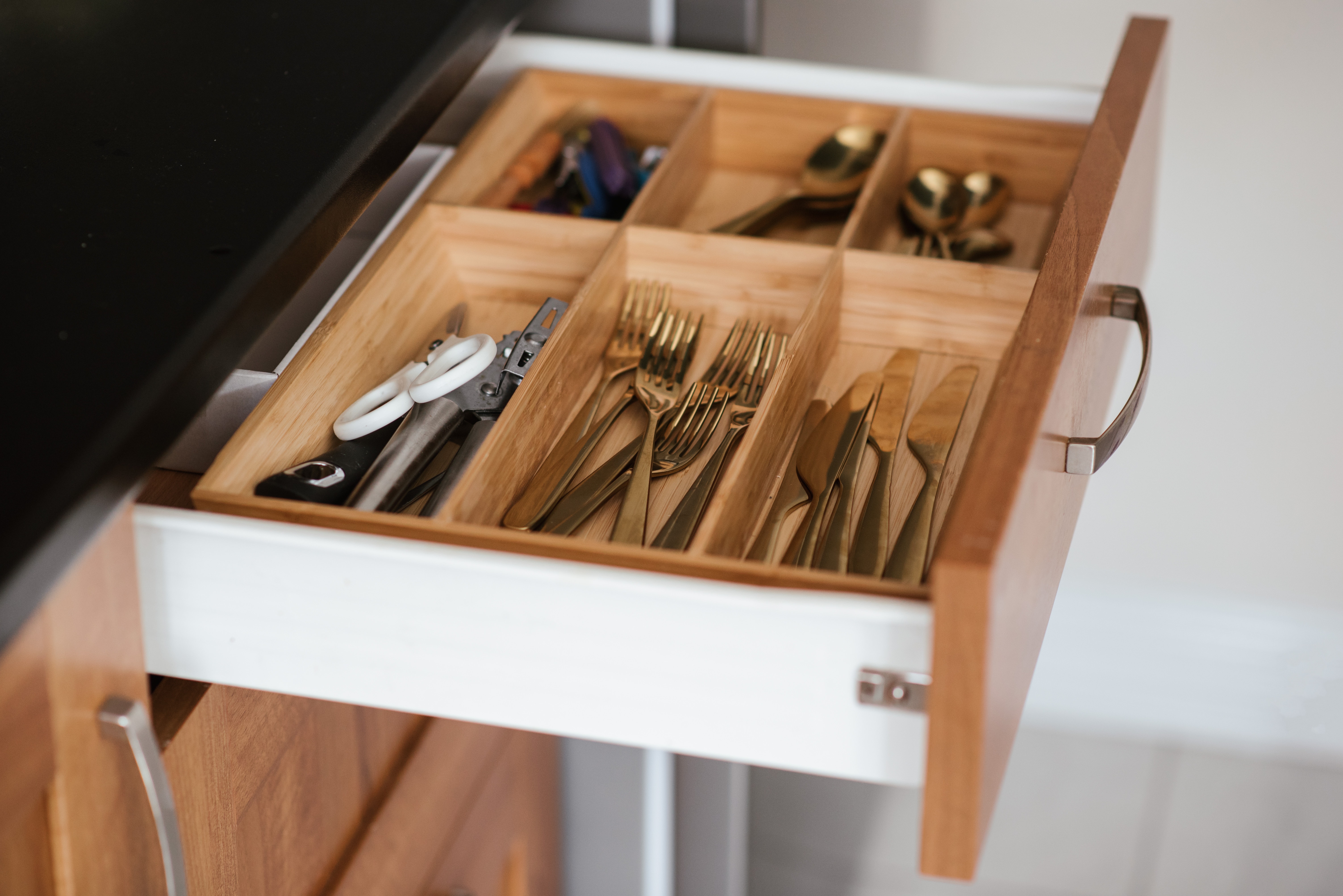 built-in knife drawer