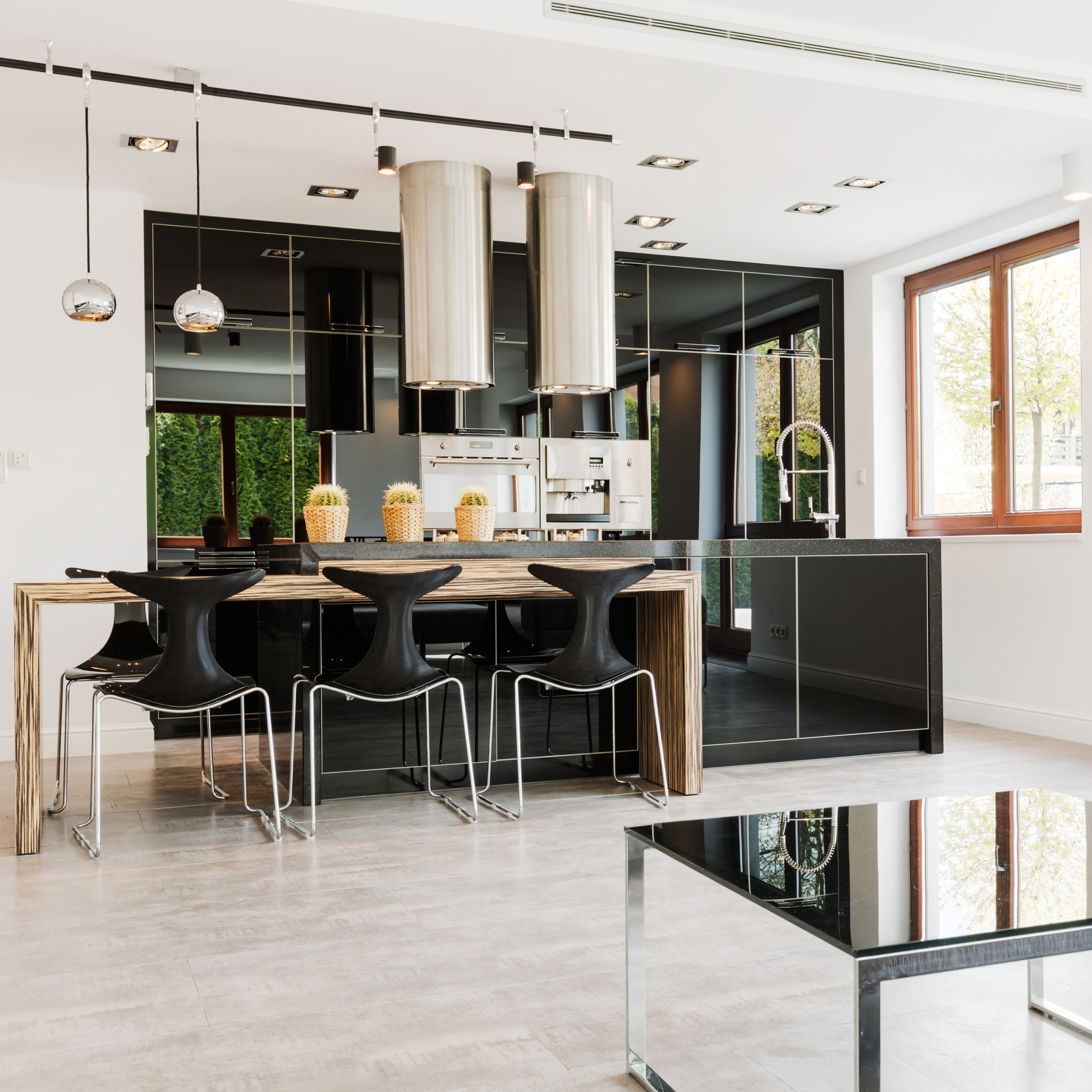 open-kitchen-with-high-gloss-cabinets-sample-image1456
